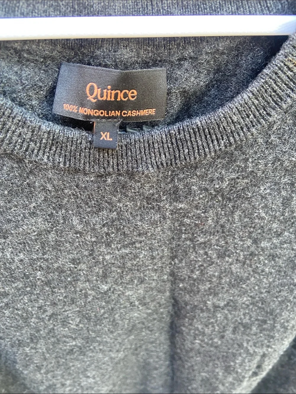 Quince Men's Cashmere Dark Charcoal Crewneck Sweater